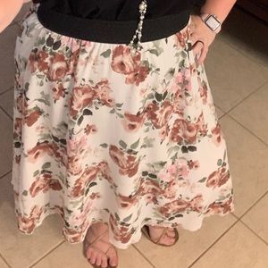 Lularoe Lola skirt